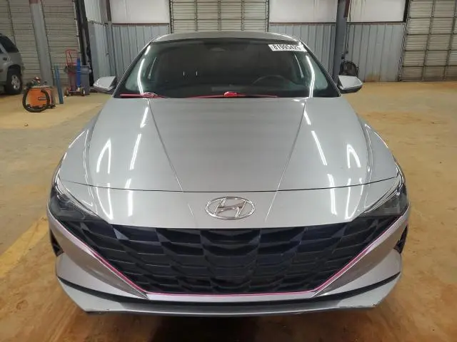 2021 HYUNDAI ELANTRA SE