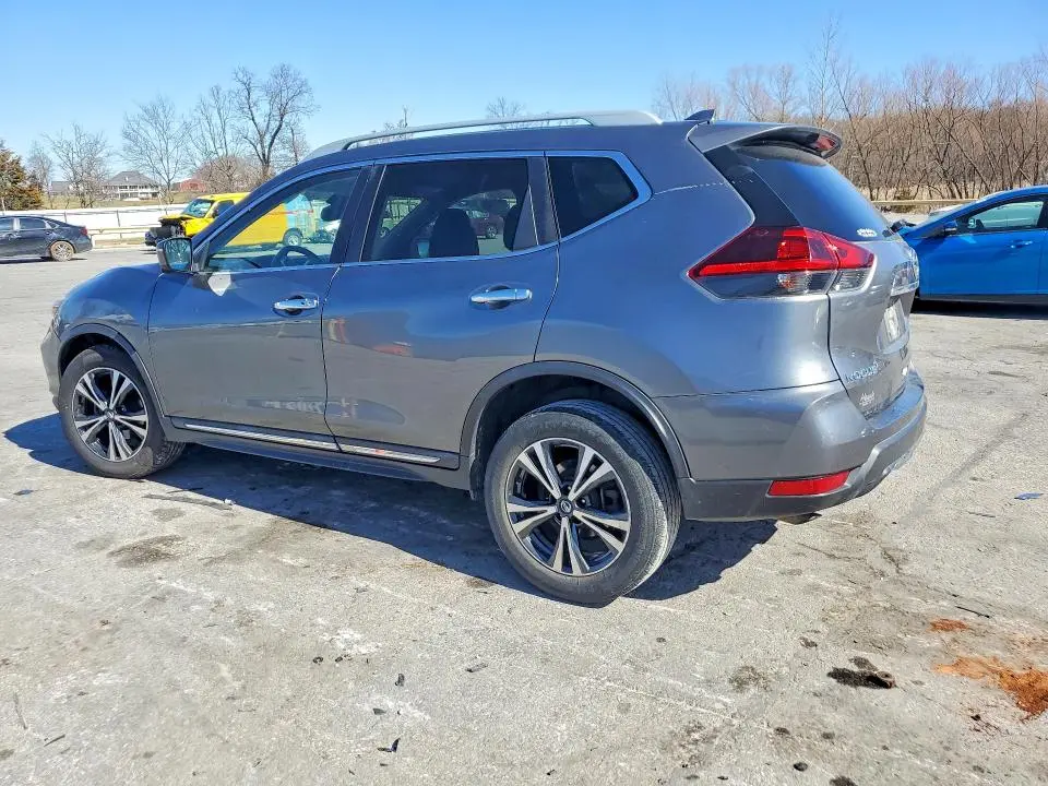 2018 NISSAN ROGUE SL  