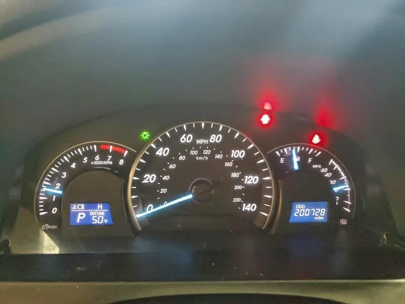 2012 TOYOTA CAMRY BASE  