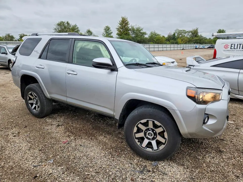 2018 TOYOTA 4RUNNER TRD OFF-ROAD  