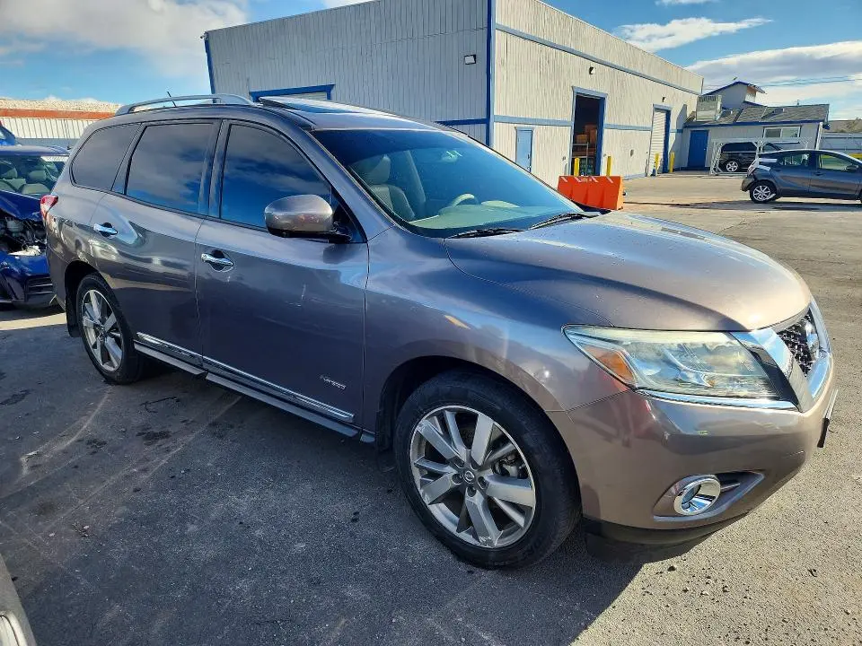 2014 NISSAN PATHFINDER SV HYBRID  