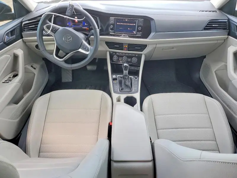 2024 VOLKSWAGEN JETTA SE  