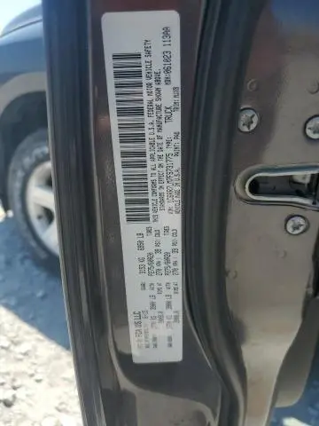 2015 RAM 1500 SLT  