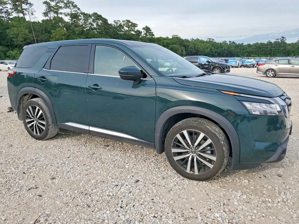 2024 NISSAN PATHFINDER   