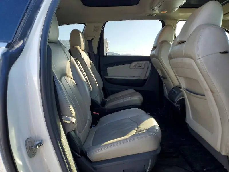 2011 CHEVROLET TRAVERSE LTZ  