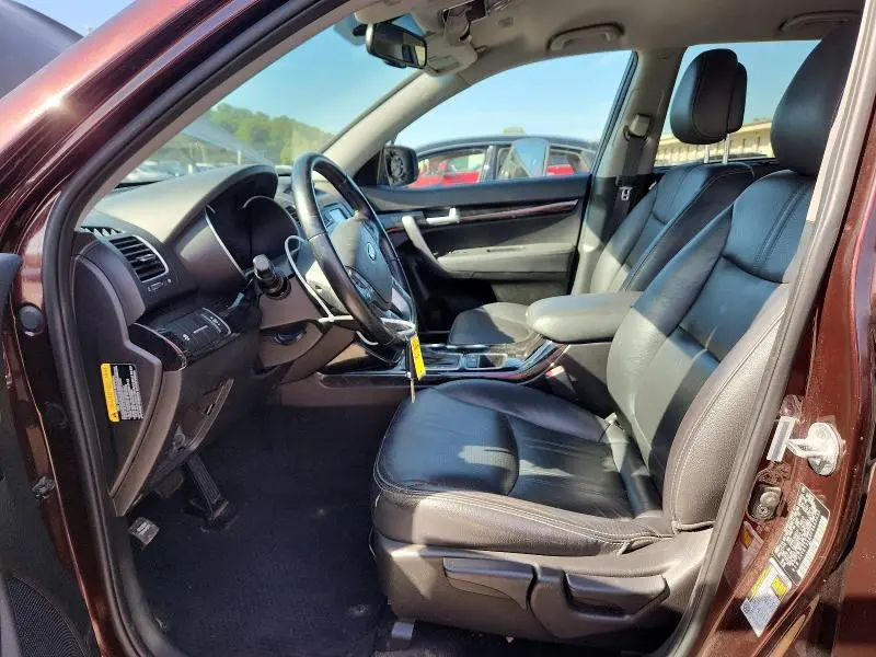 2015 KIA SORENTO LX  