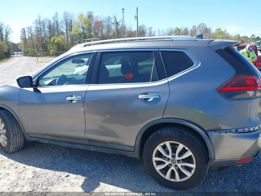 2018 NISSAN ROGUE SV