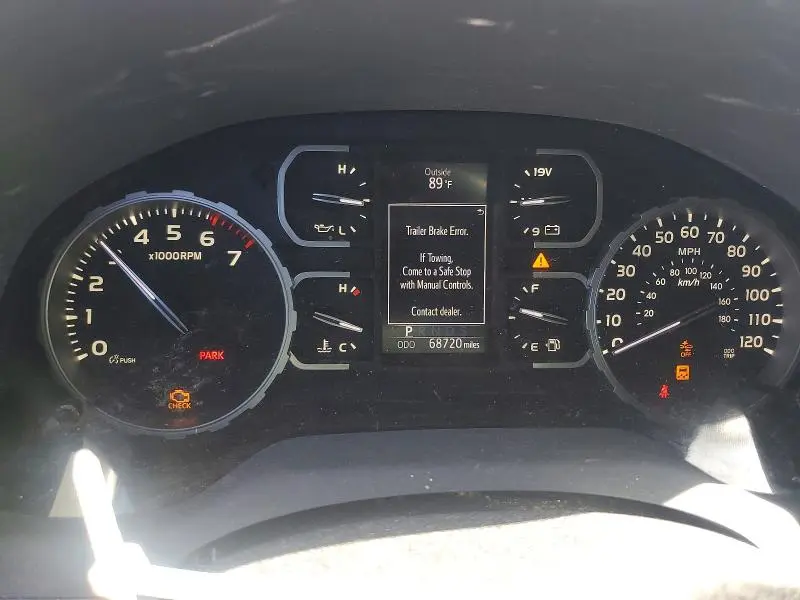 2020 TOYOTA TUNDRA SR5  