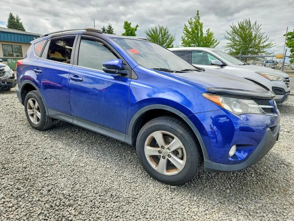 2014 TOYOTA RAV4 XLE  