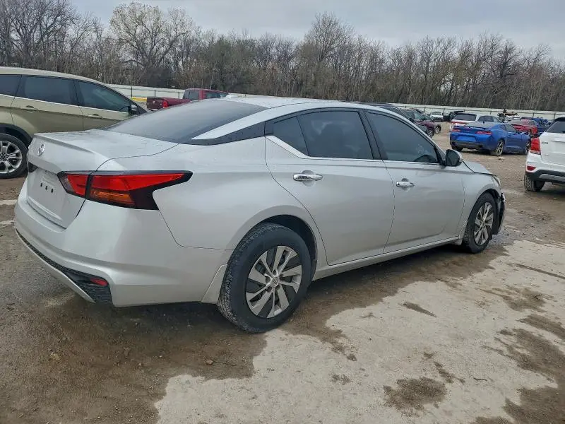 2019 NISSAN ALTIMA S  