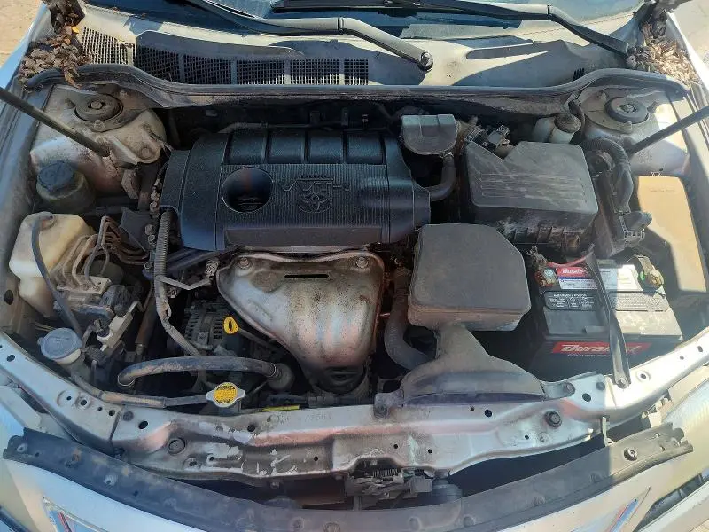 2011 TOYOTA CAMRY LE  