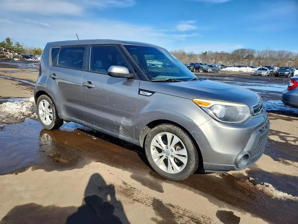 2015 KIA SOUL +  