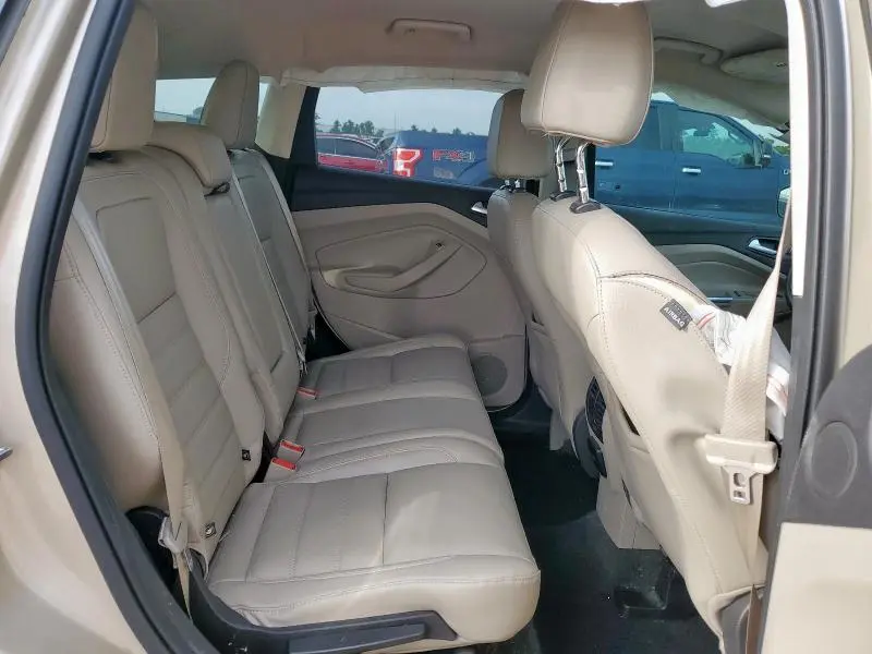 2017 FORD ESCAPE TITANIUM  