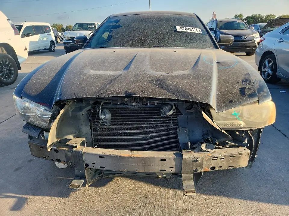2013 DODGE CHARGER SE  