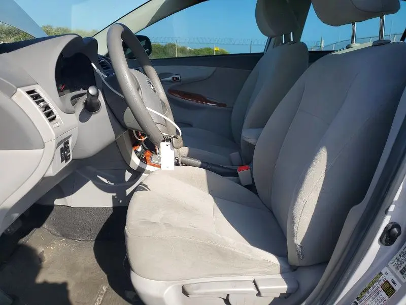 2010 TOYOTA COROLLA BASE  