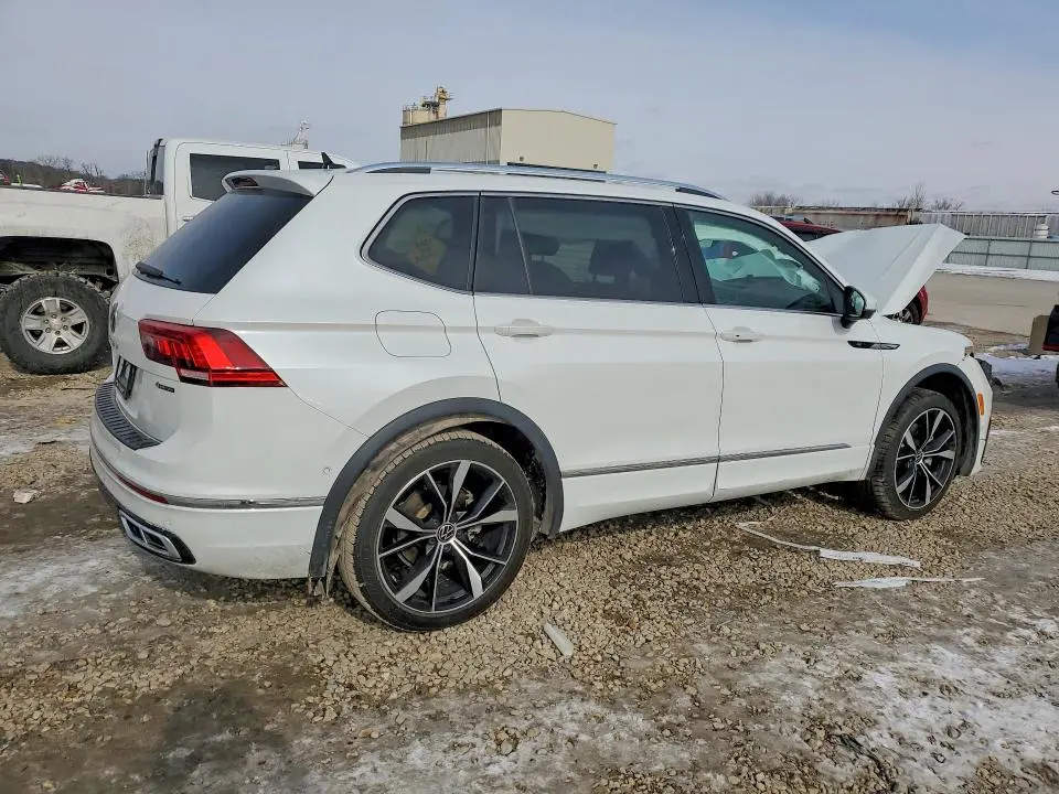2022 VOLKSWAGEN TIGUAN SEL R-LINE  