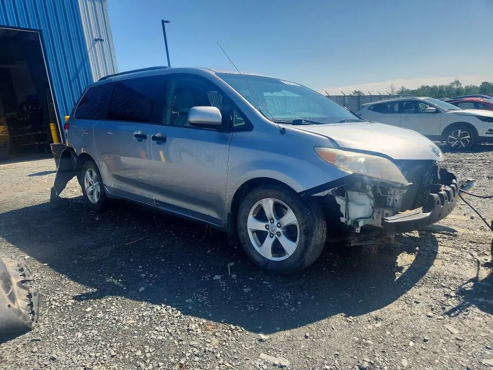 2012 TOYOTA SIENNA BASE 7-PASSENGER  