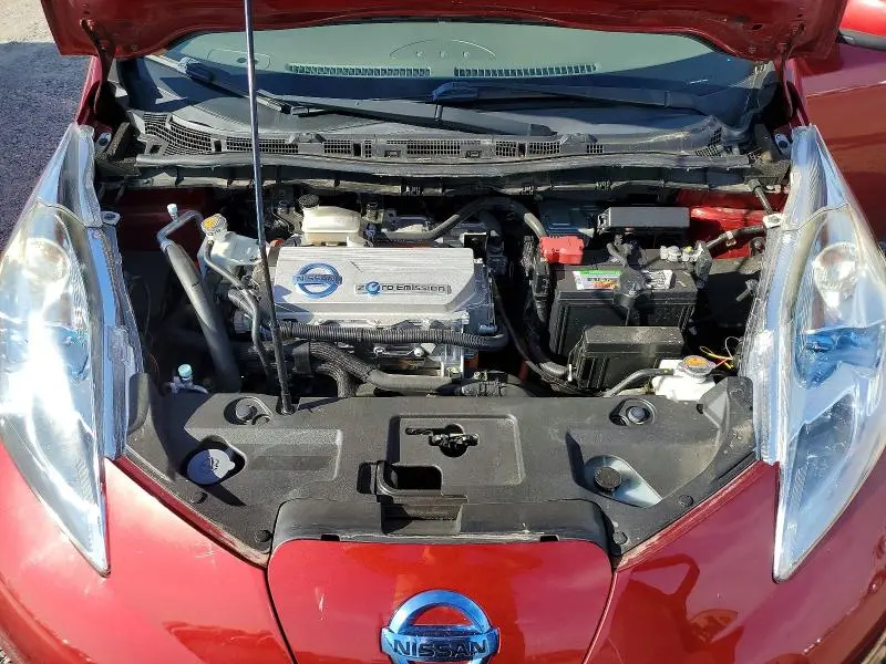 2012 NISSAN LEAF SV  