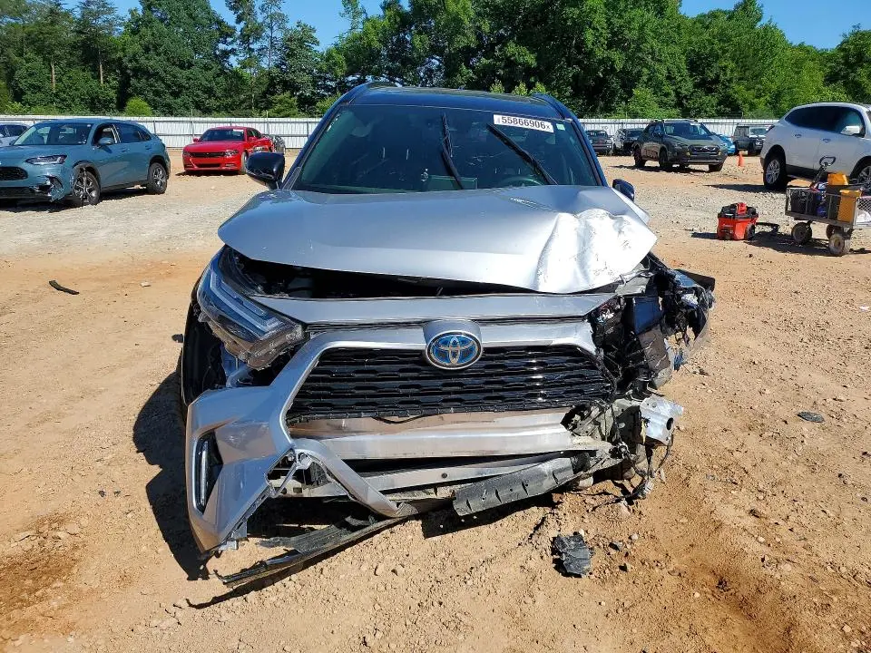 2022 TOYOTA RAV4 XSE  