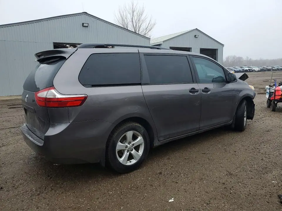2015 TOYOTA SIENNA L 7-PASSENGER  