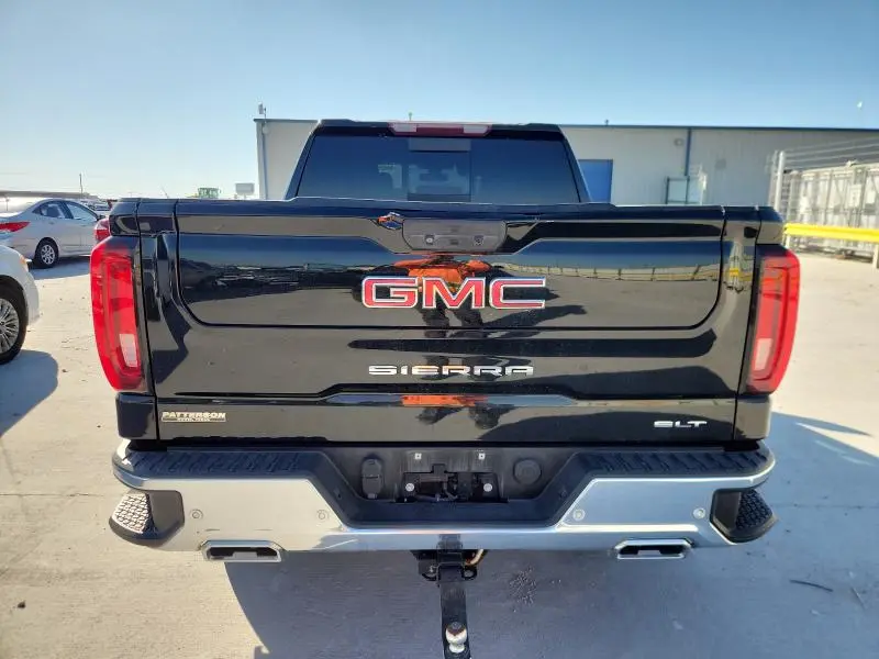 2021 GMC SIERRA K1500 SLT  