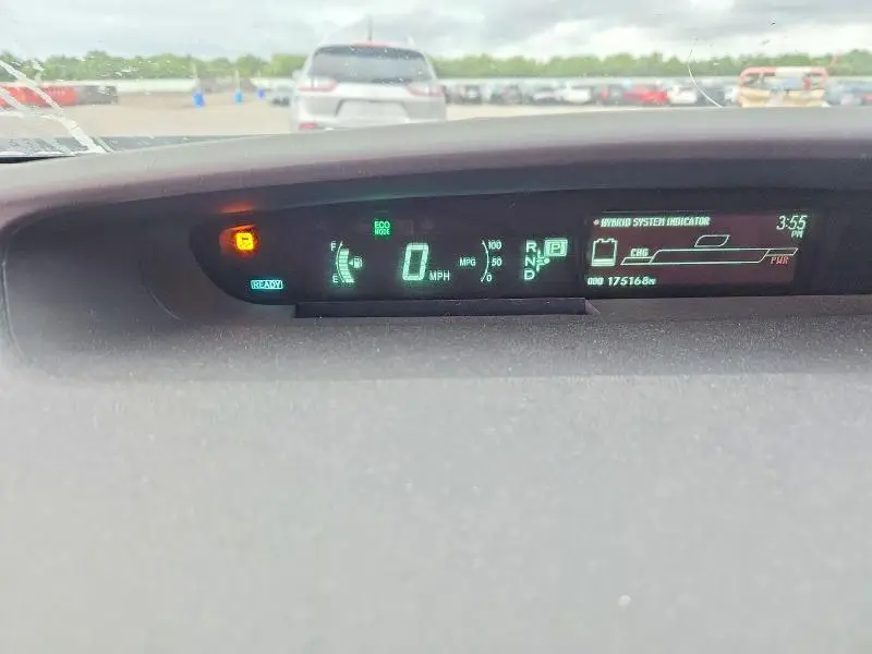 2010 TOYOTA PRIUS III  