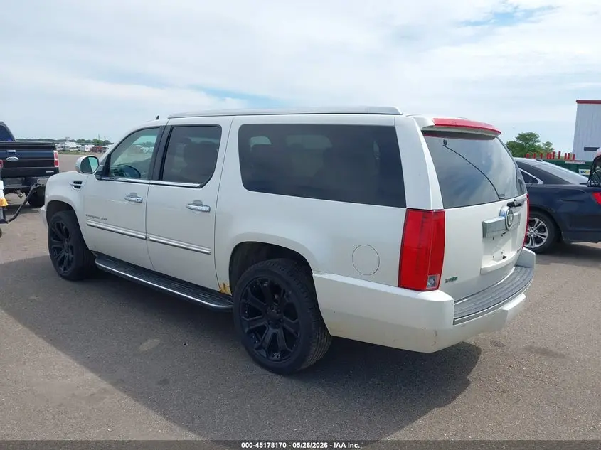2012 CADILLAC ESCALADE ESV LUXURY