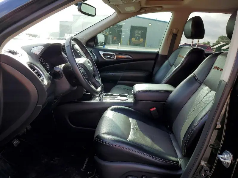 2019 NISSAN PATHFINDER SL  
