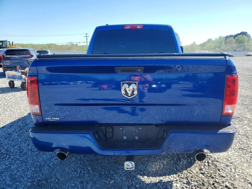 2014 RAM 1500 ST  