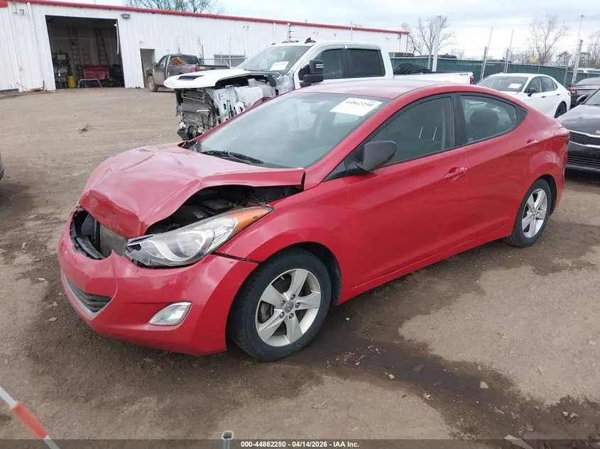 2013 HYUNDAI ELANTRA GLS