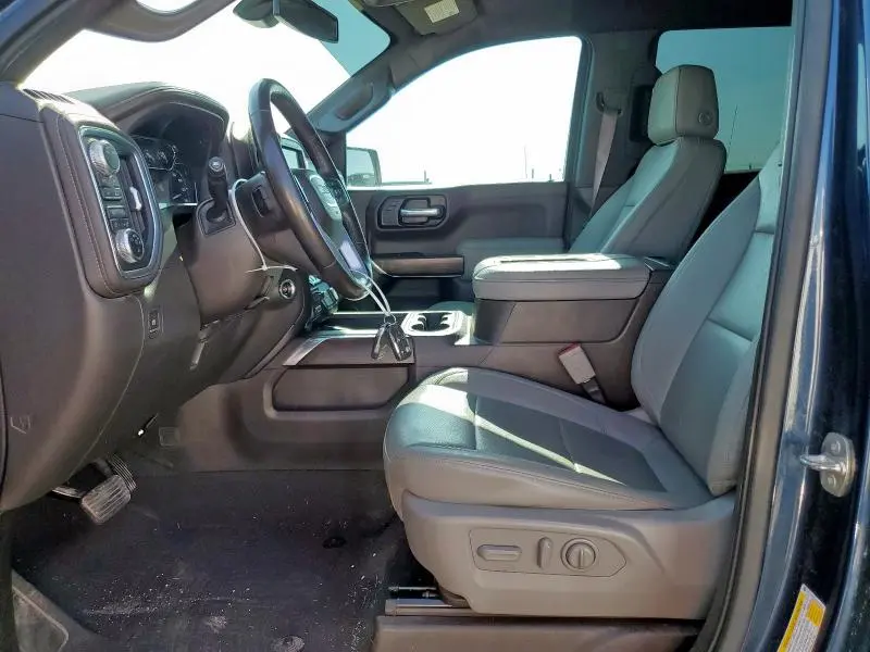 2021 GMC SIERRA K1500 SLT  