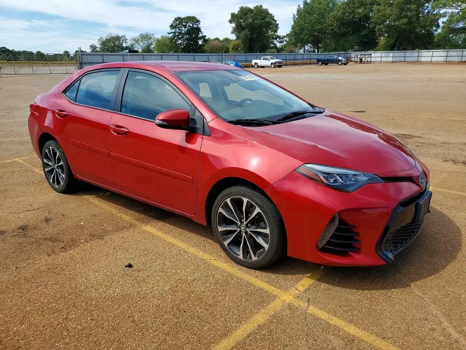 2017 TOYOTA COROLLA SE  