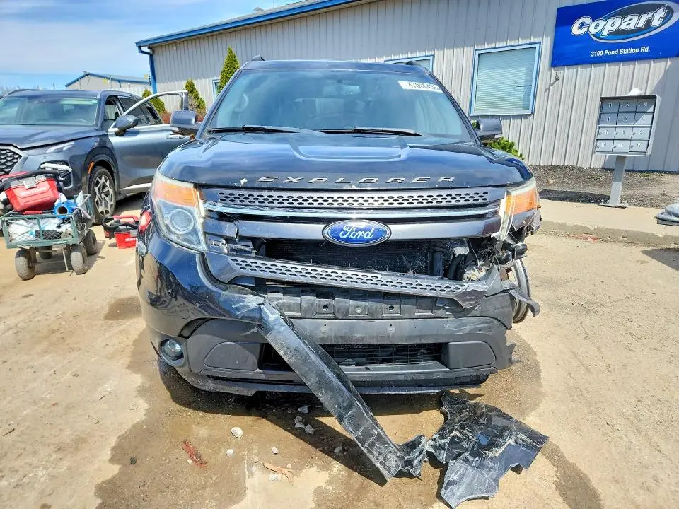 2015 FORD EXPLORER XLT  