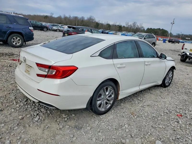 2018 HONDA ACCORD LX  