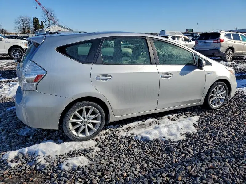 2012 TOYOTA PRIUS V   