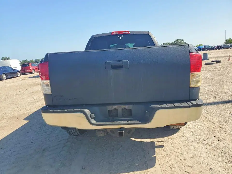 2010 TOYOTA TUNDRA DOUBLE CAB SR5  