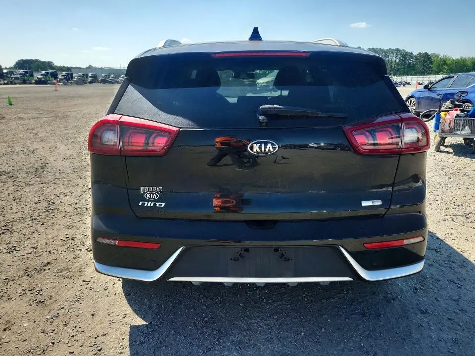 2018 KIA NIRO LX  