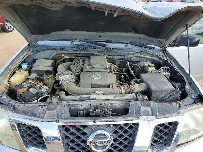 2013 NISSAN FRONTIER S  