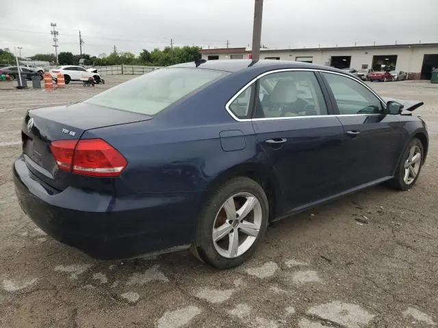 2013 VOLKSWAGEN PASSAT SE  