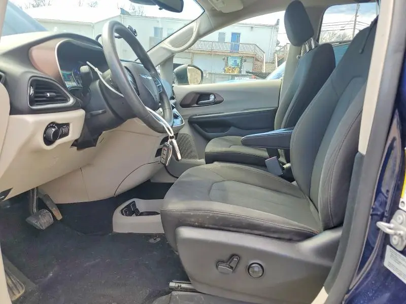 2017 CHRYSLER PACIFICA TOURING  