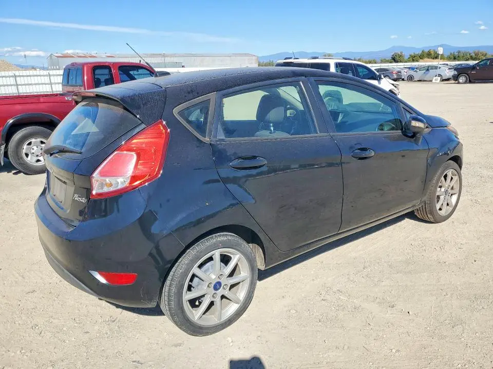 2016 FORD FIESTA SE  