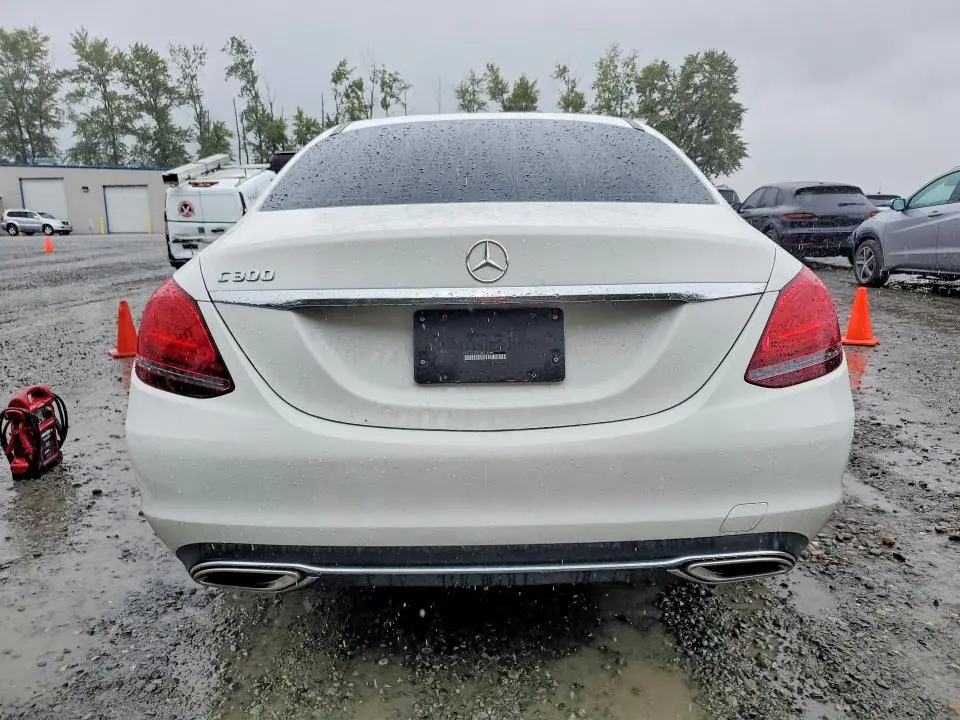 2021 MERCEDES-BENZ C 300  
