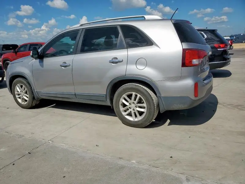 2015 KIA SORENTO LX  