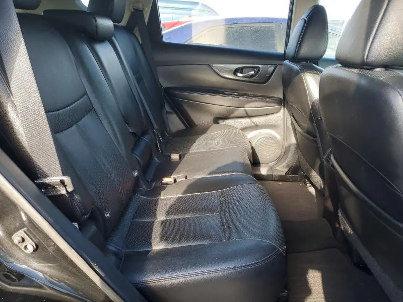 2016 NISSAN ROGUE SL  