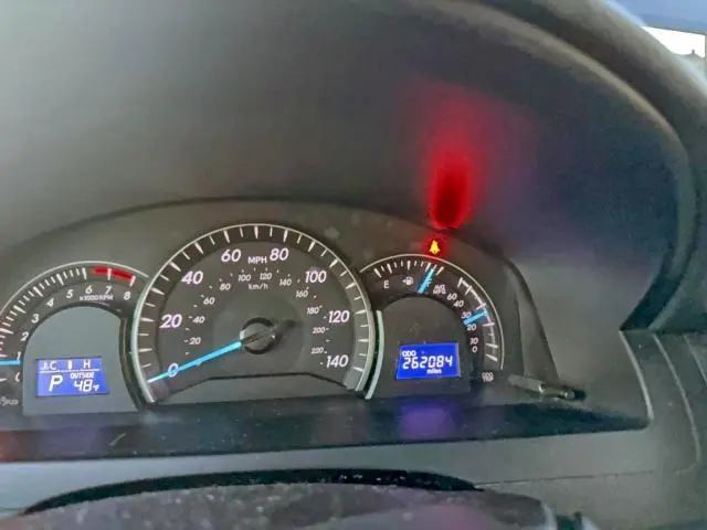 2015 TOYOTA CAMRY LE  