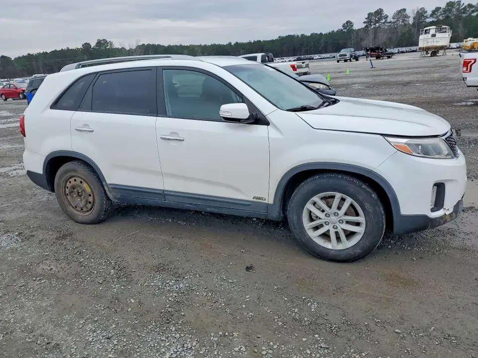 2014 KIA SORENTO LX  