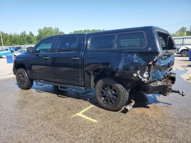 2015 TOYOTA TUNDRA CREWMAX SR5  