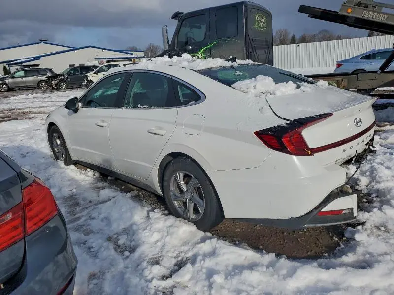 2023 HYUNDAI SONATA SE  
