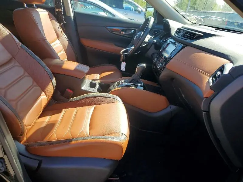 2017 NISSAN ROGUE SL  
