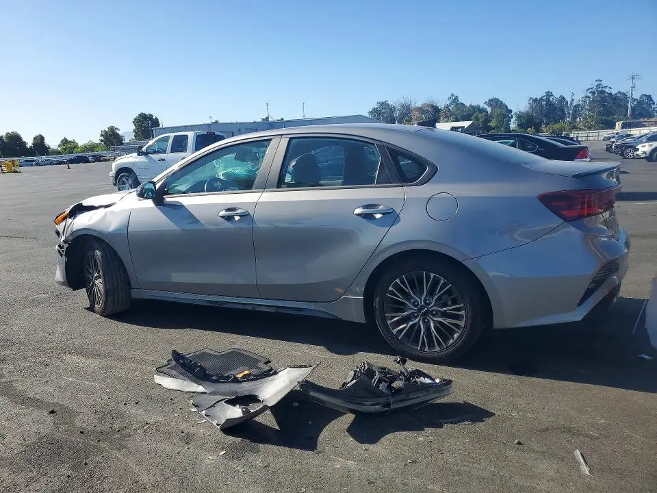 2023 KIA FORTE GT LINE  